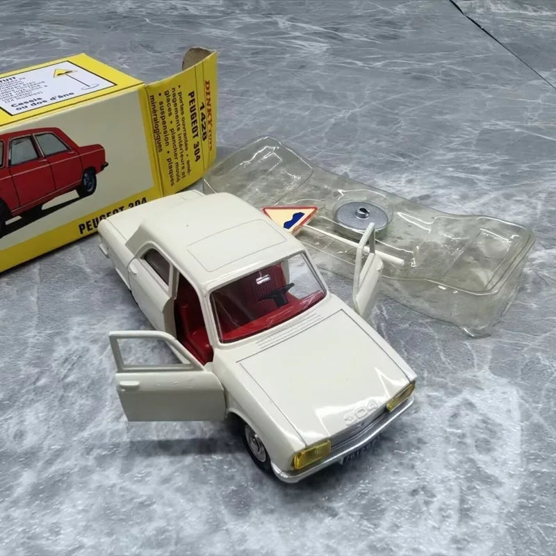 1:64 Peugeot 304