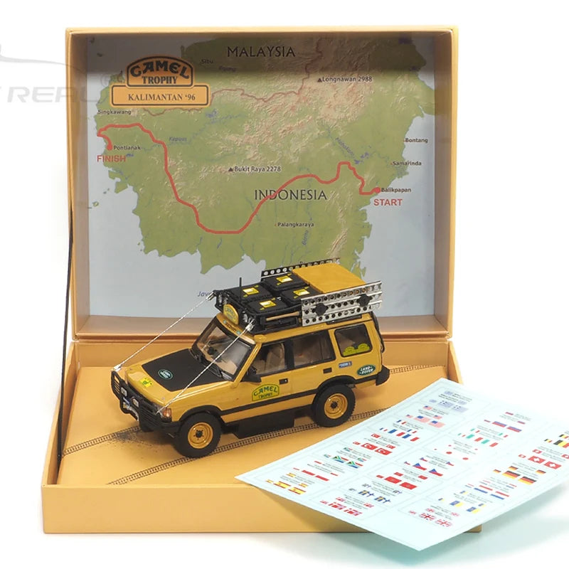 1:43 Land Rover Discovery original five-door version Camel Cup 1996