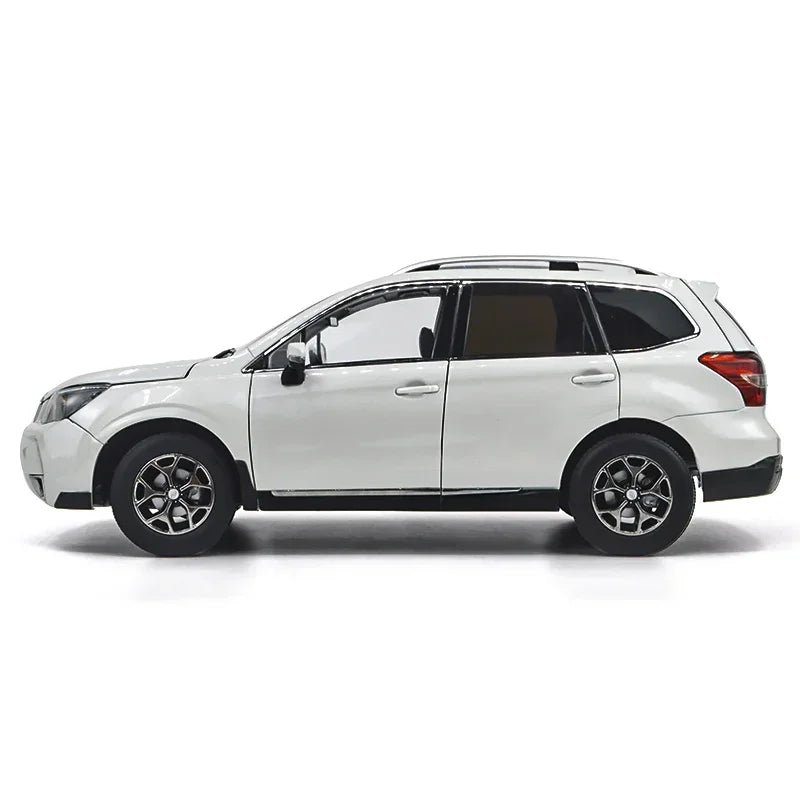 1:18 Subaru Forester XT 2015