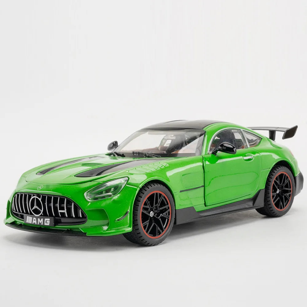 1:18 Mercedes-Benz GTR