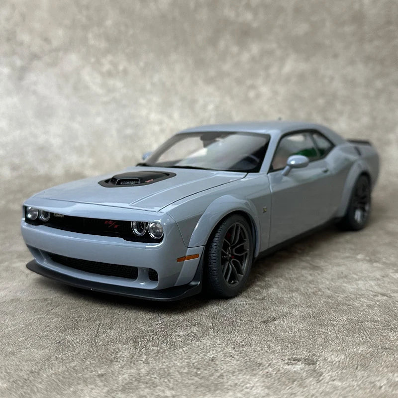 1:18 DODGE CHALLENGER R/T SCAT PACK WIDEBODY 2022