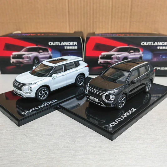 1:43 Mitsubishi Outlander