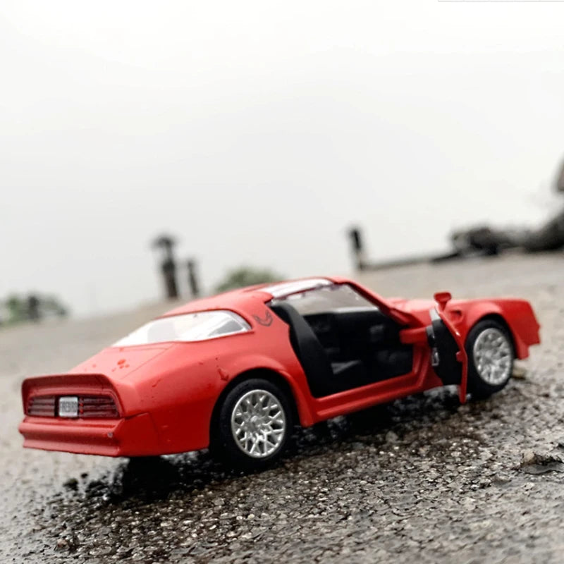 1:36 PONTIAC Firebird