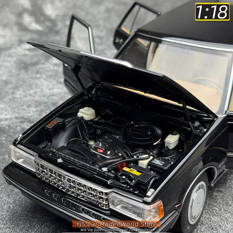 1:18 Toyota Crown MS122