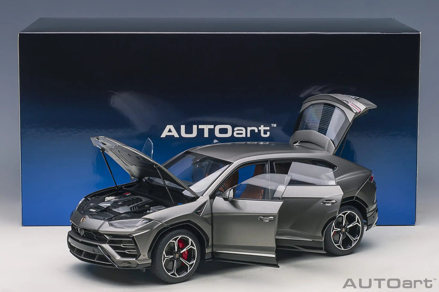 1:18 LAMBORGHINI URUS