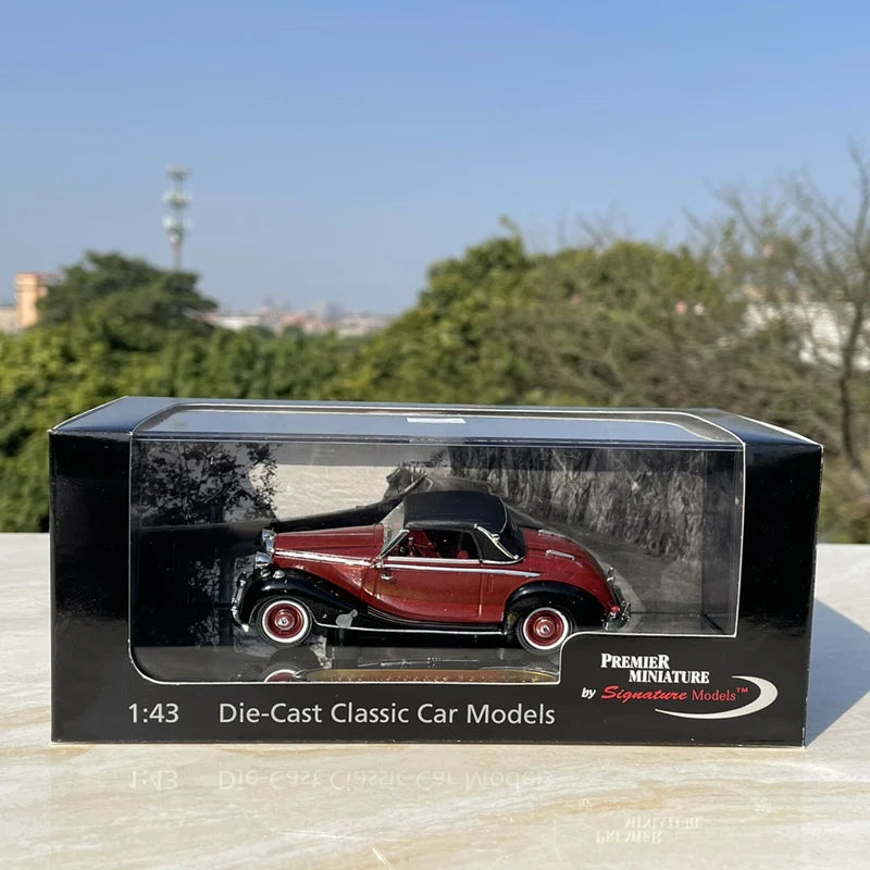 1:43 Classical Old Car