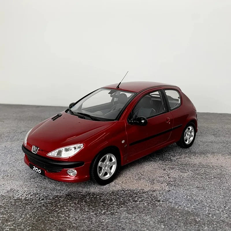 1:18 206 S16 1999 Resin Vintage