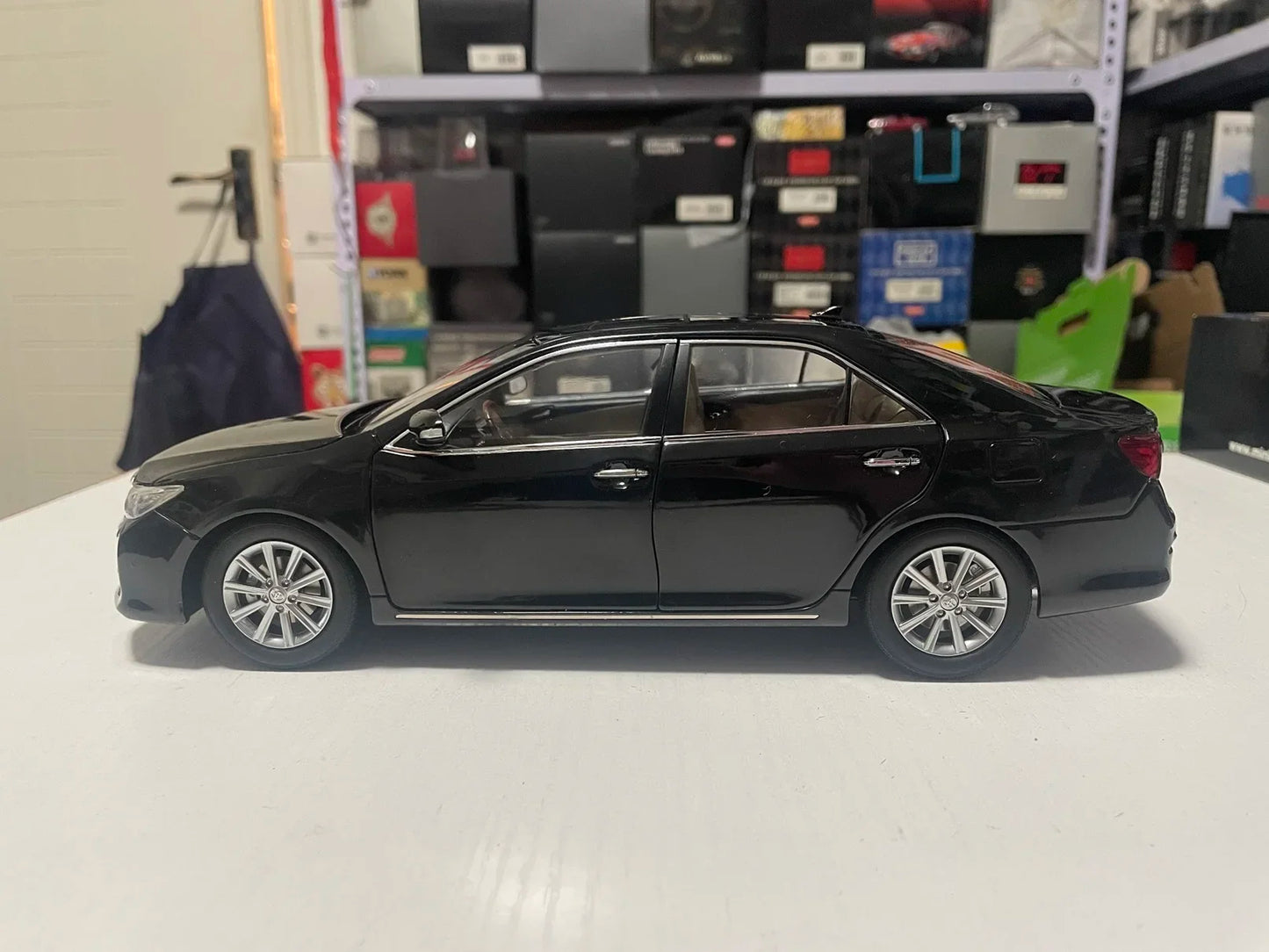 1:18 Toyota Camry 7th Generation
