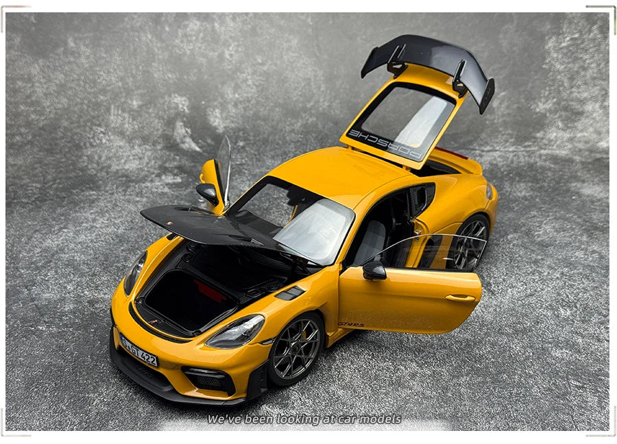 1/18 Porsche 718 Cayman GT4 RS Weissach Pack 2023