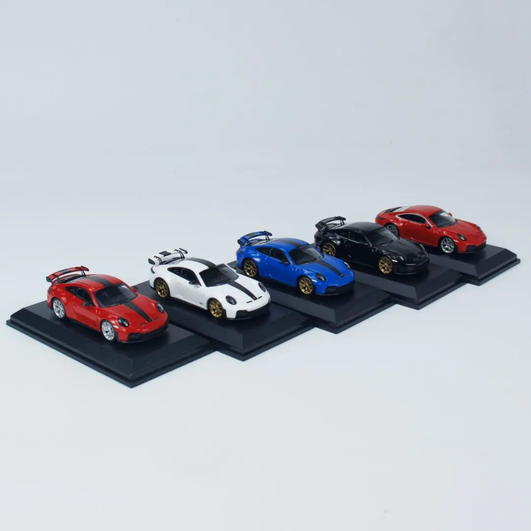 1:64 Porsche 911 992.2 GT3 2025