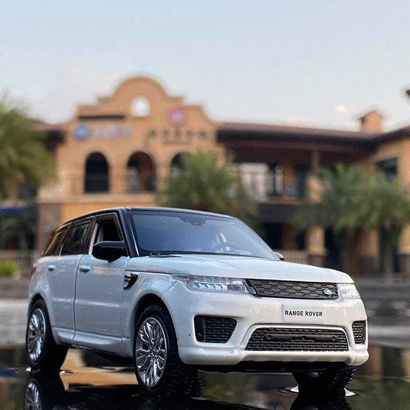 1:32 Range Rover Sports