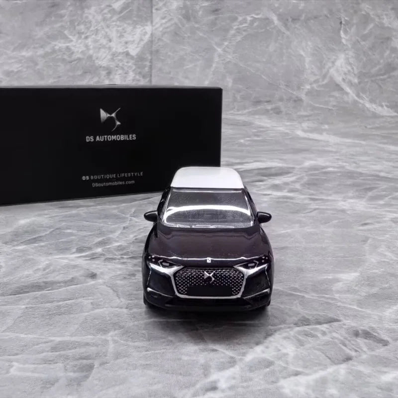 1:64 Citroen DS DS3