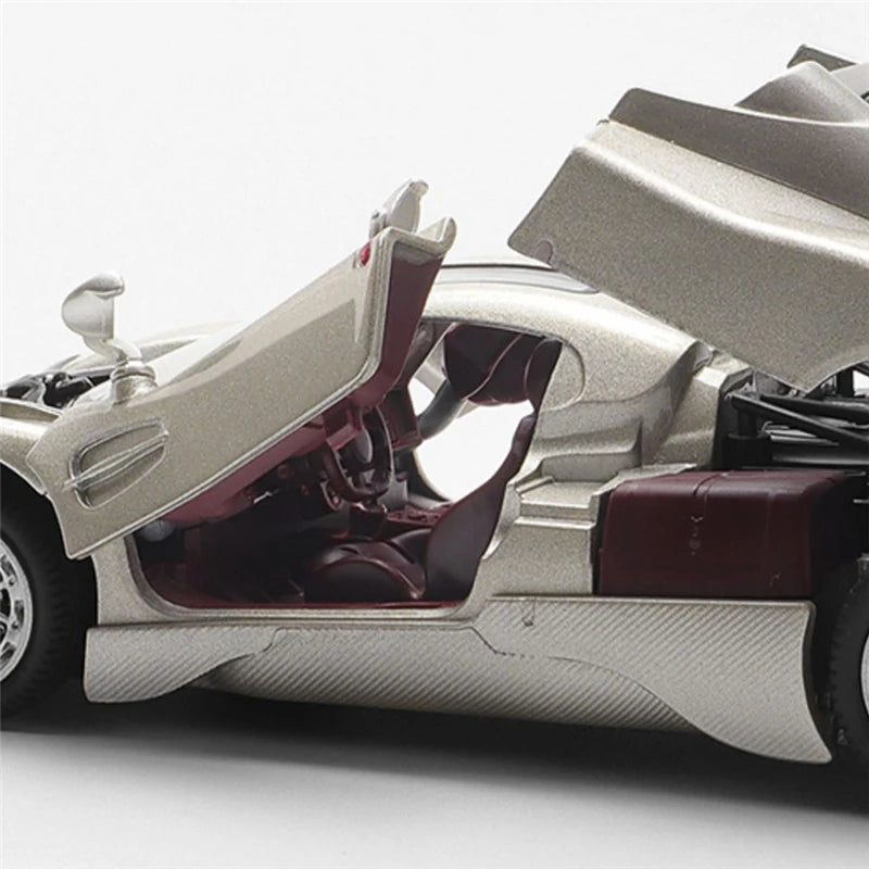 1:32 Pagani Utopia