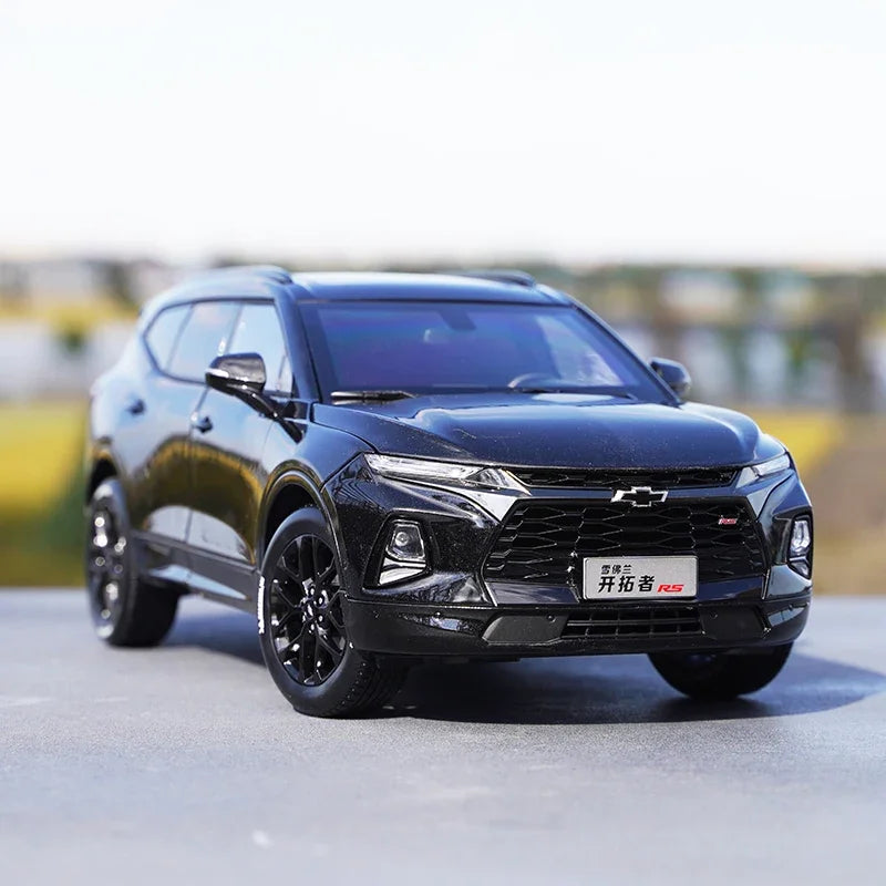1:18 GM Chevrolet Blazer Trailblazer RS