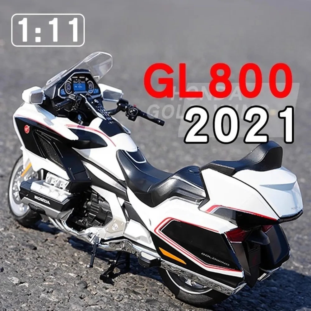 1:11 Honda Gold Wing GL800 2021