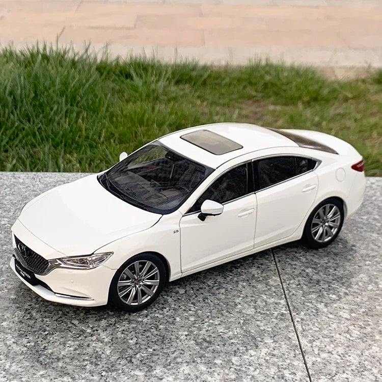 1:18 Mazda Atez 2020