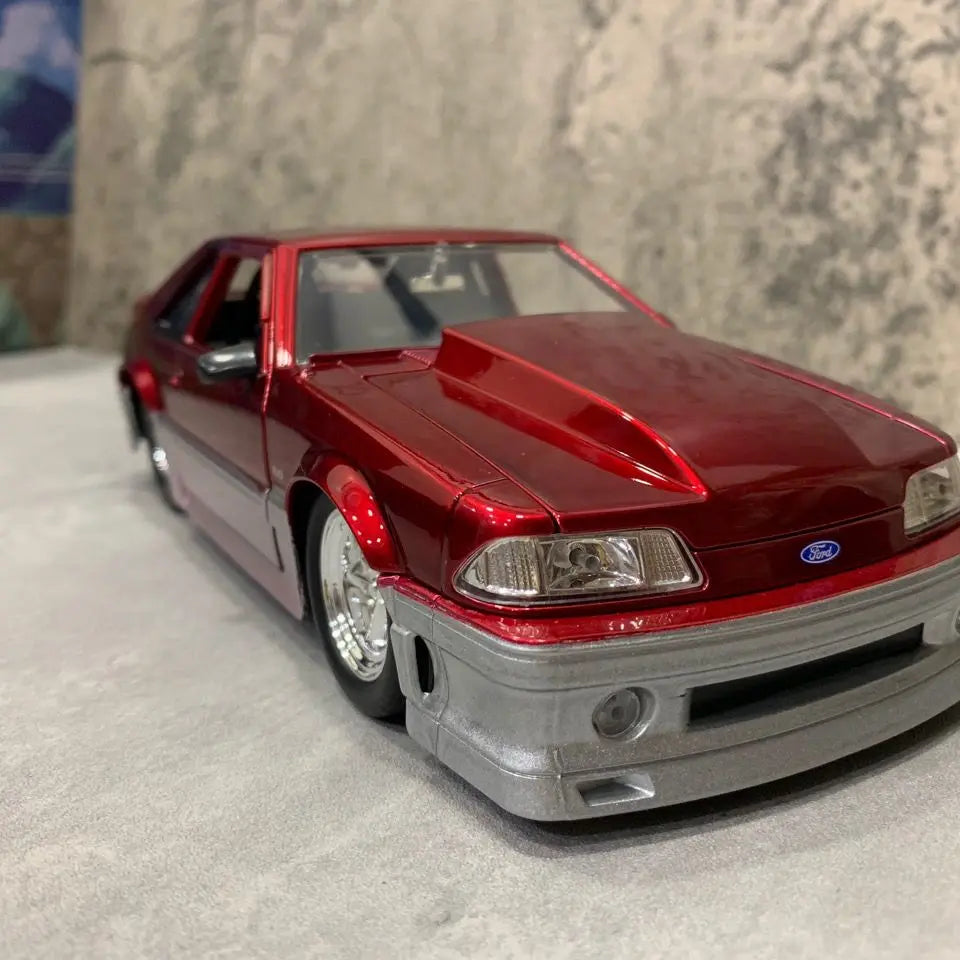 1:24 Ford Mustang GT 1989