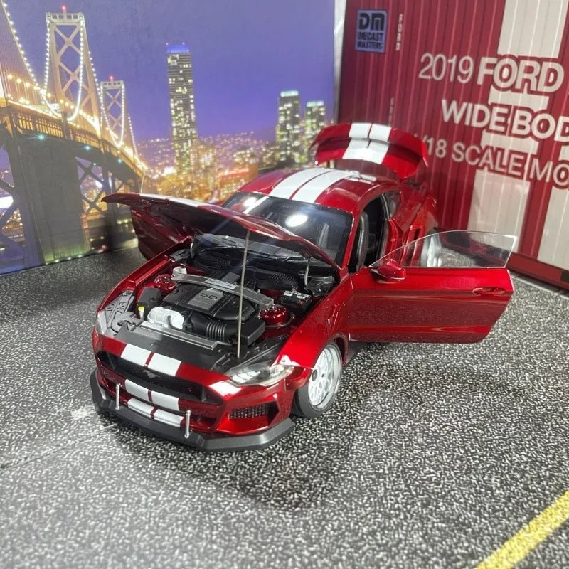 1:18 Ford Mustang GT