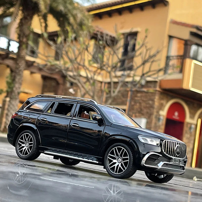 1:24 Mercedes-Benz Maybach GLS63