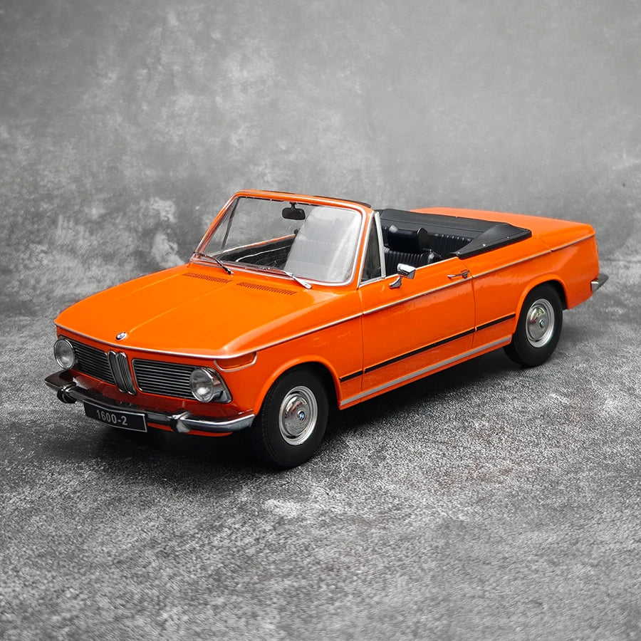 1:18 BMW 2002/1602 Convertible
