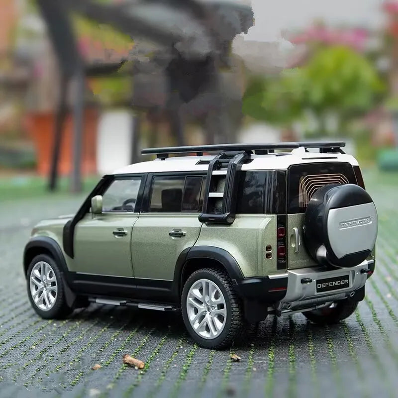 1:18 Range Rover Defender