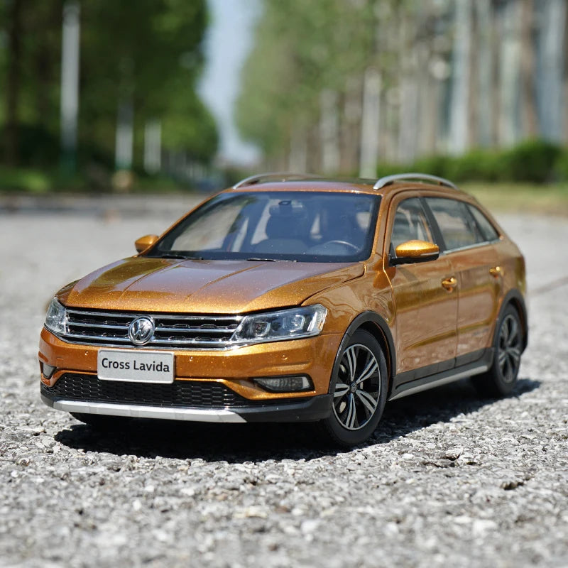 1:18 Volkswagen Cross Lavida