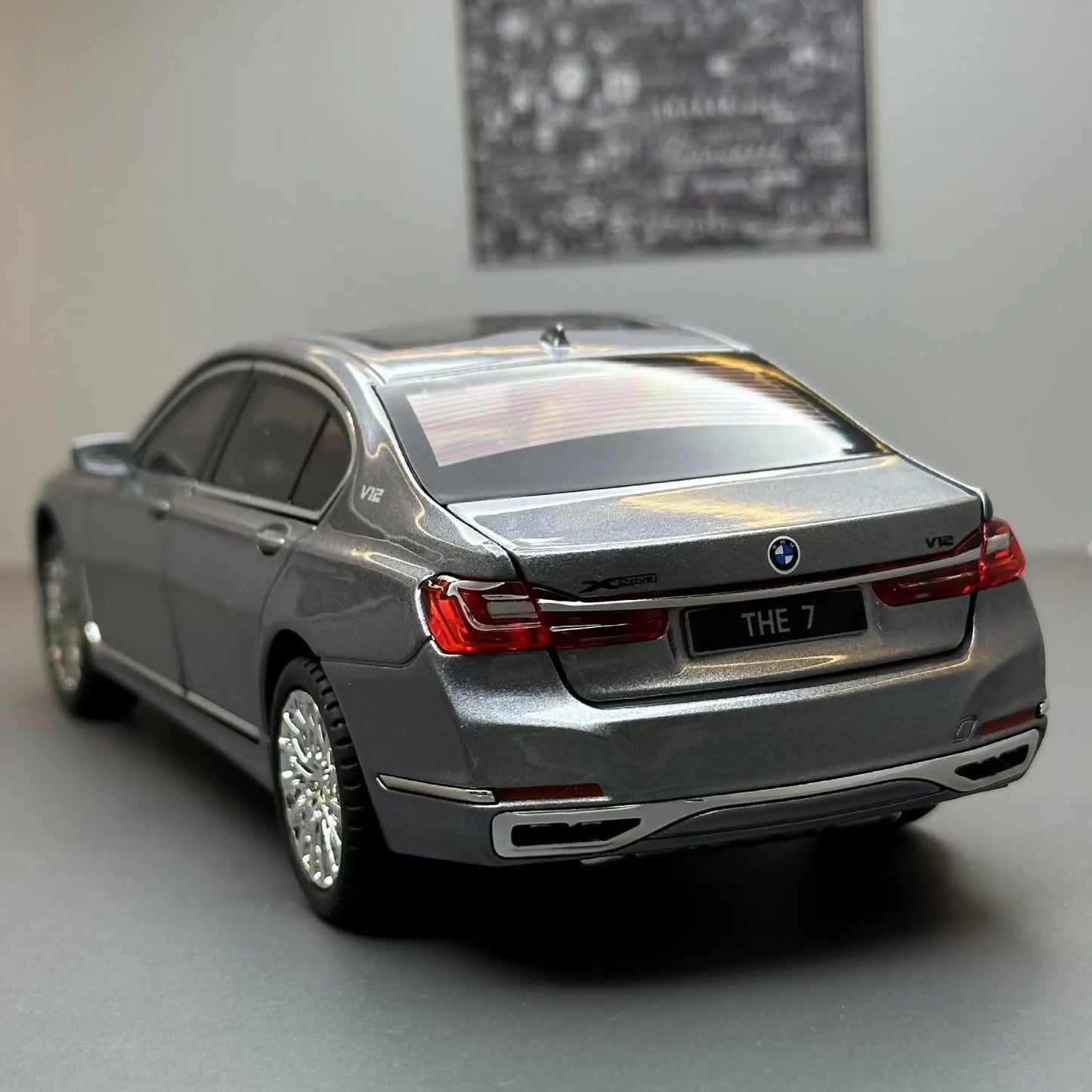 1:24 BMW 760li