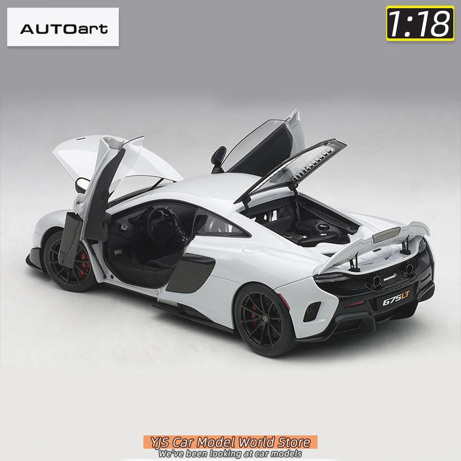 1:18 McLaren 675LT