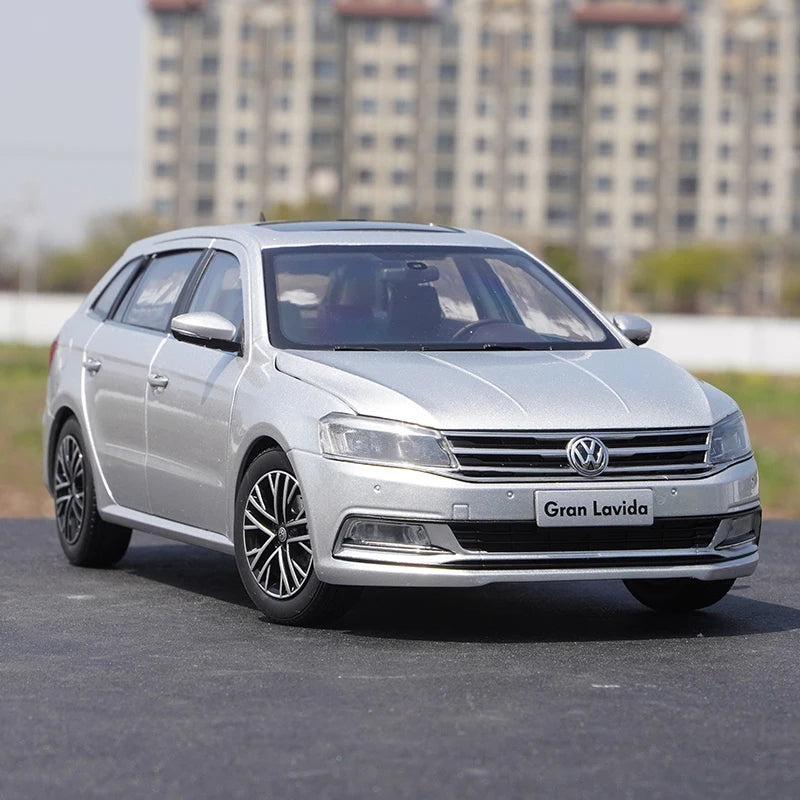 1:18 Volkswagen Gran Lavida