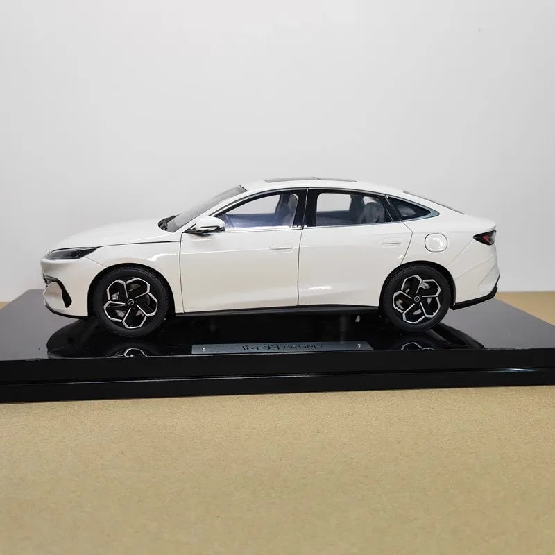 1:18 BYD SEAL 06 New Energy DM-I Hybrid