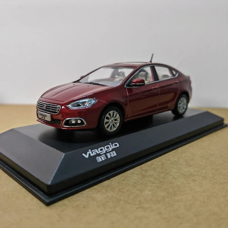 1:43 FIAT Viaggio