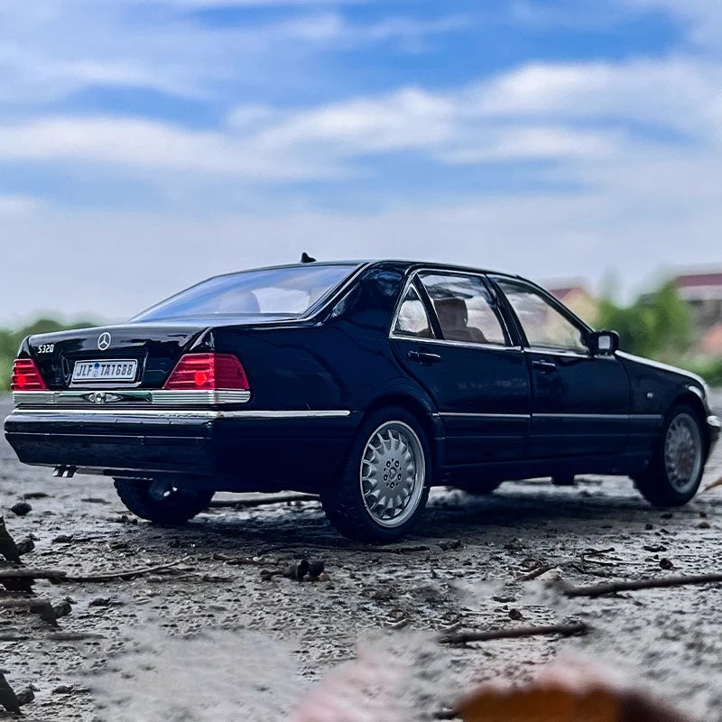 1:24 Mercedes Benz W140 320SEL