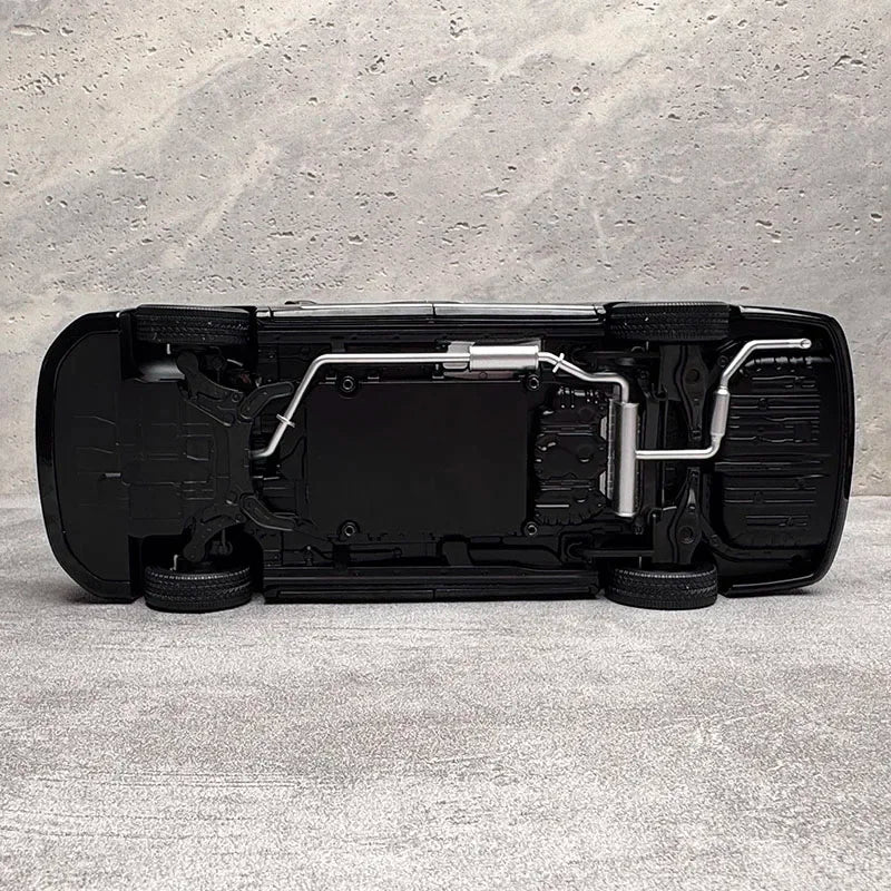 1:18 Dongfeng Forthing Xinghai V9 MPV