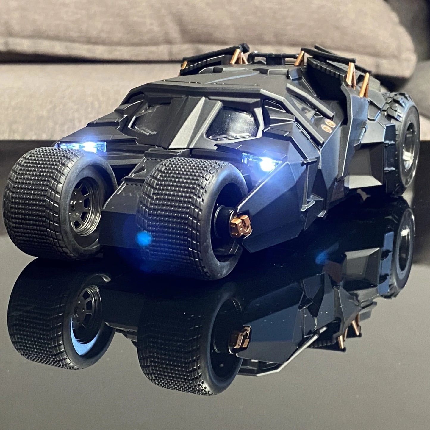 1:24 Batmobile Tumbler 2008