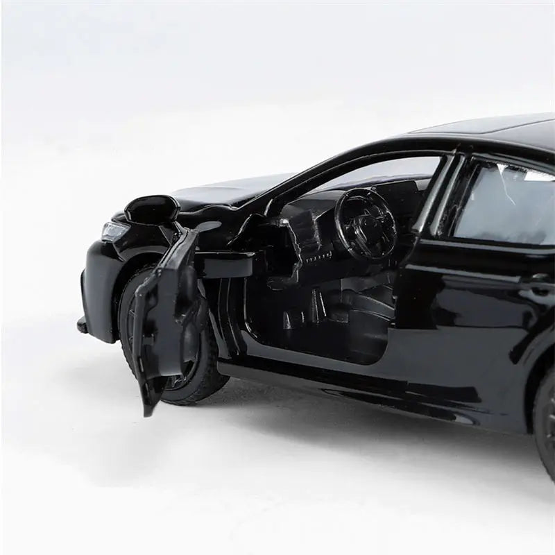 1:36 TOYOTA Camry XSE