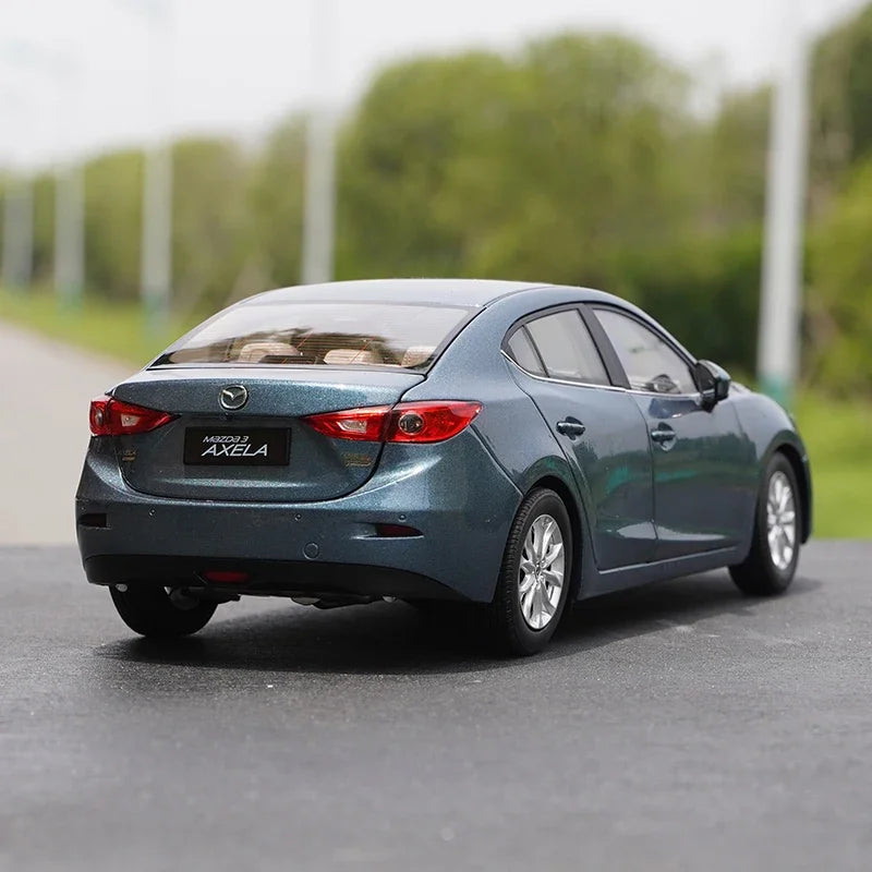 1:18 Mazda 3 Ankesai Lama 3 AXELA
