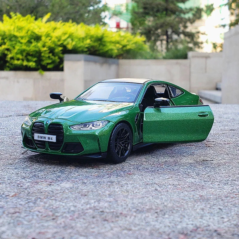 1:32 BMW M4 G82
