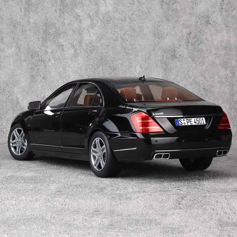 1:18 Mercedes-Benz S600L W221