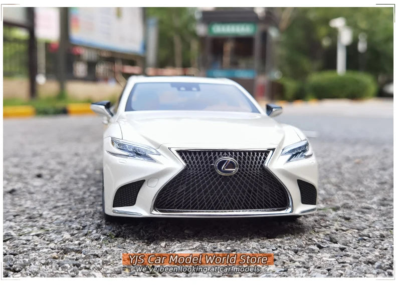 1:18 LEXUS LS500h