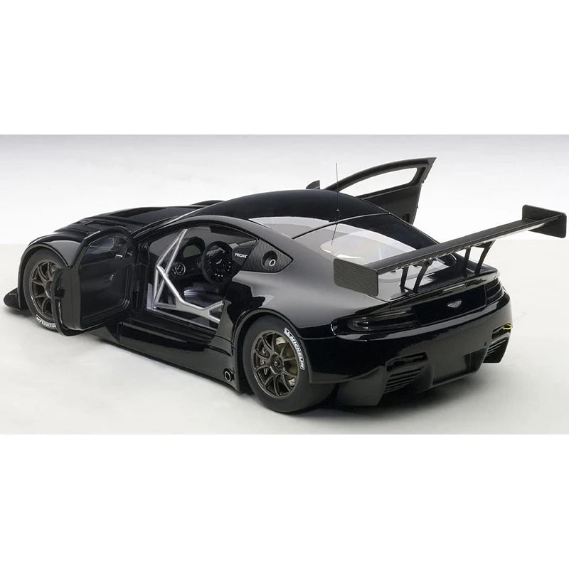 1:18 ASTON MARTIN VANTAGE V12 GT3 2013