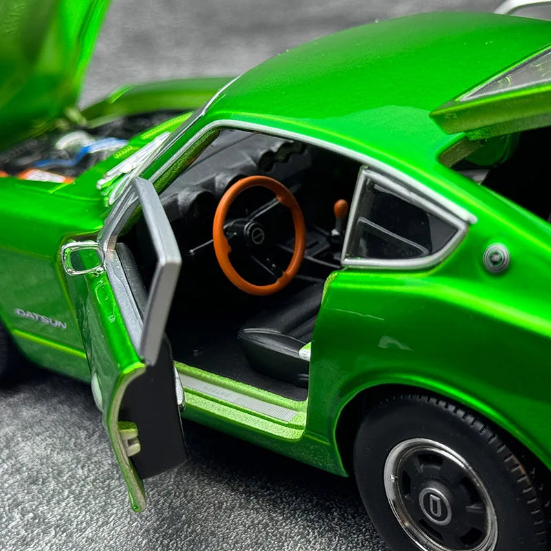 1:18 1971 Datsun 240Z