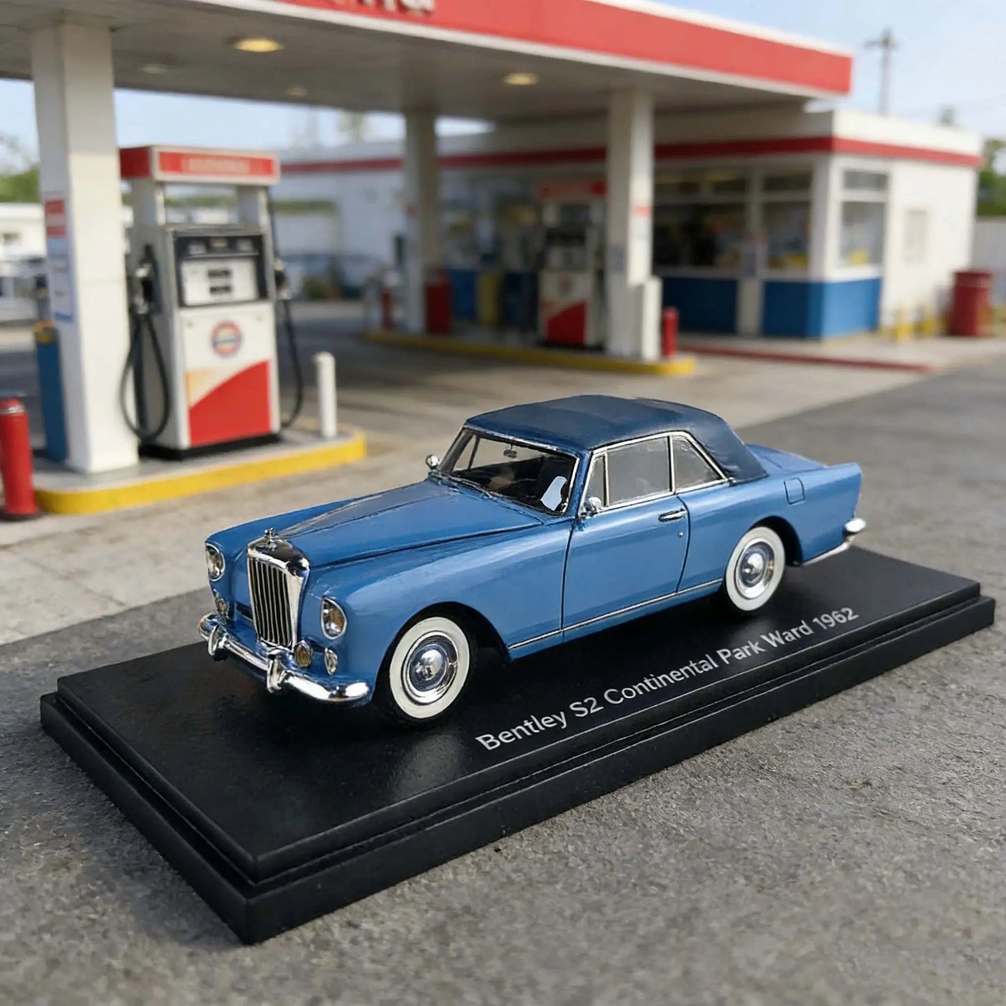 1:43 Bentley S2 1962 Vintage