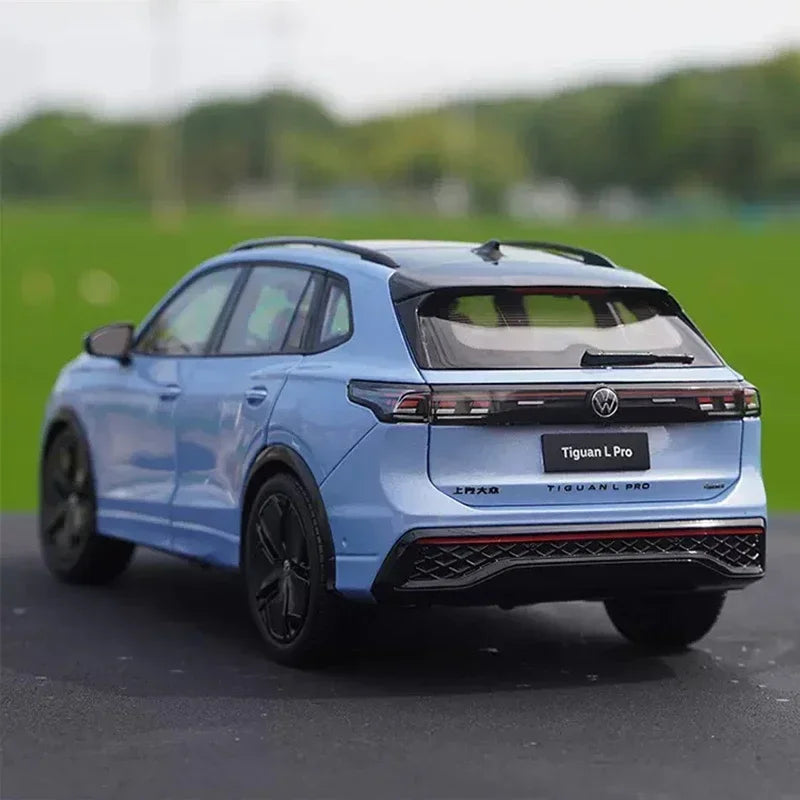 1:18 VOLKSWAGEN TIGUAN L Pro 2024