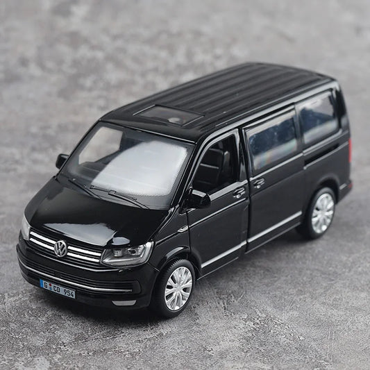 1:36 Volkswagen Multivan