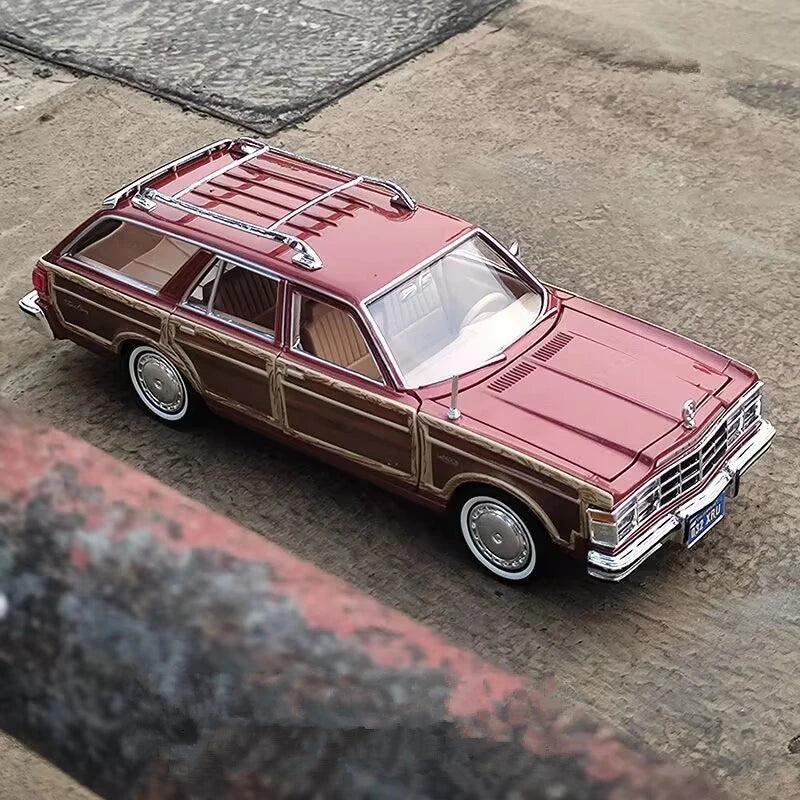 1:24 Chrysler Lebaron Station Wagon
