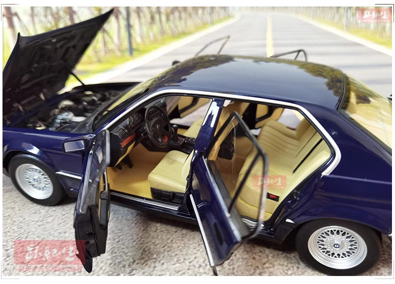 1:18 BMW 7 Series E32 730i 1986