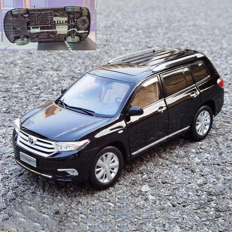 1:18 TOYOTA HIGHLAND 2012