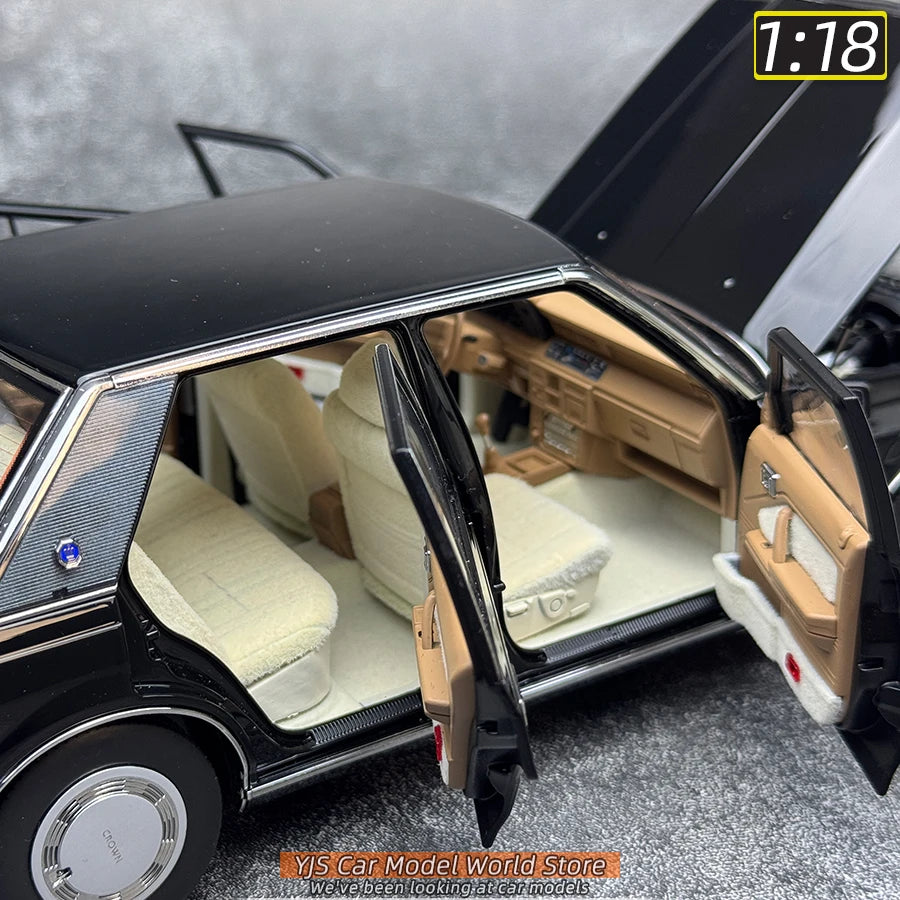 1:18 Toyota Crown MS122