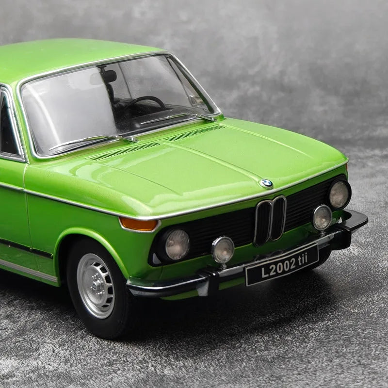 1:18 BMW 2002 1602/L2002ti