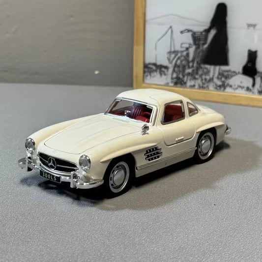1:32 Mercedes Benz 300SL